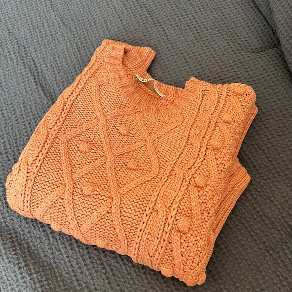 Zara Sweater - Picture 3 of 3
